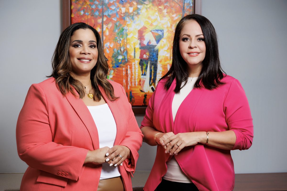 Cynthia Román Sánchez y Mariela Morales Camps, abogadas de CRS Law Office